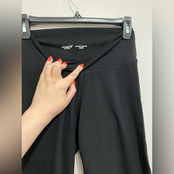 •2/$15• Old Navy Black 7/8 Length Leggings - Picture 2 of 3